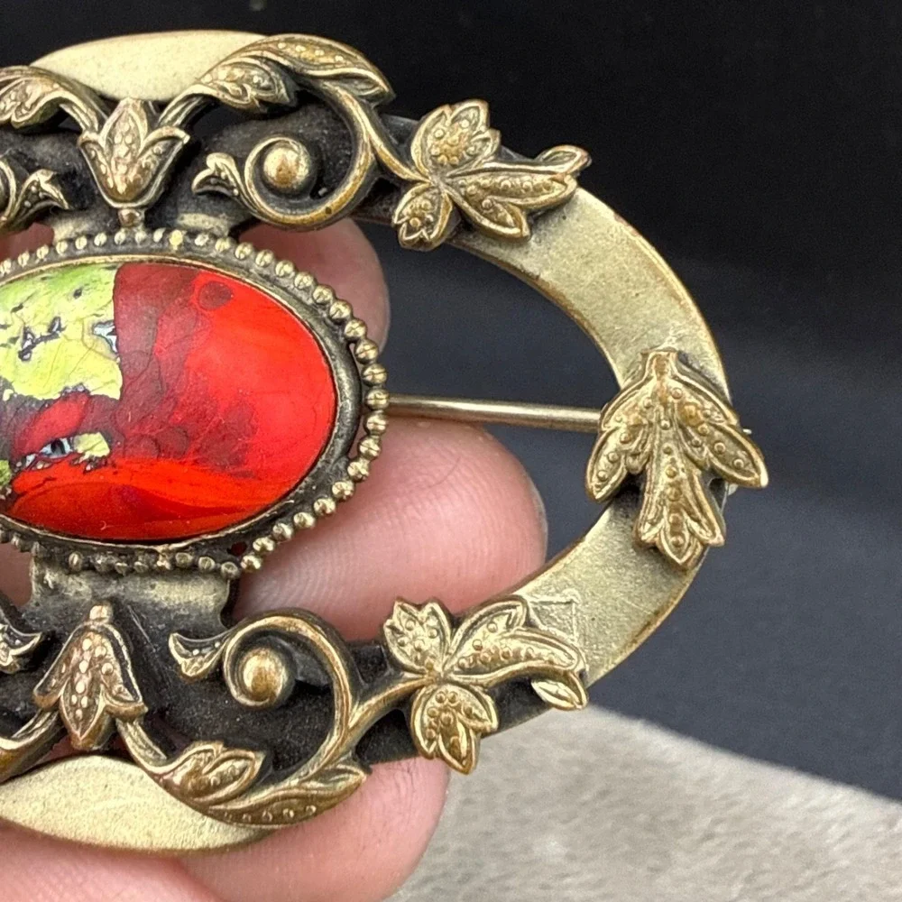 Vintage Victorian Czech Foil Art Glass Brooch‎ Sash Pin Red Green